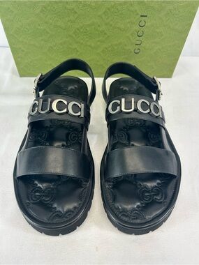 Gucci Logo leather sandals